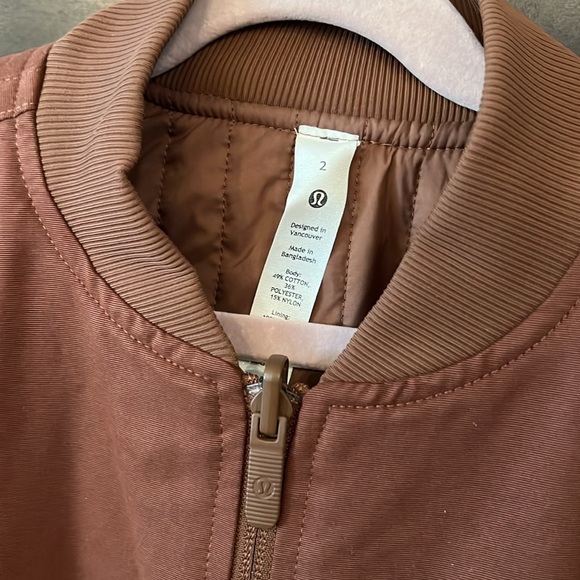 Lululemon non-stop cotton bomber size 2. Excellent used condition. Reversible - Picture 2 of 10